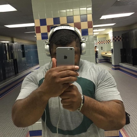 Meet your Posher, Nauces - Picture 2 of 3